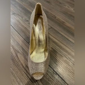 Brand new Michael Kors platform peep toe